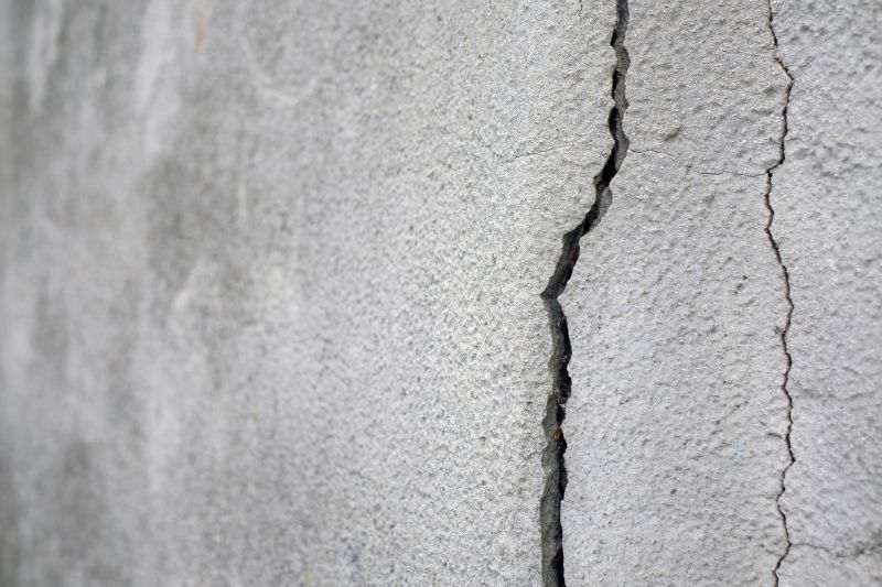 Retaining Wall Cracks